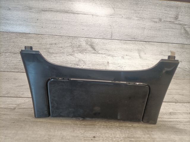 bontott OPEL INSIGNIA Első Hamutartó