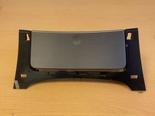 bontott OPEL INSIGNIA Első Hamutartó