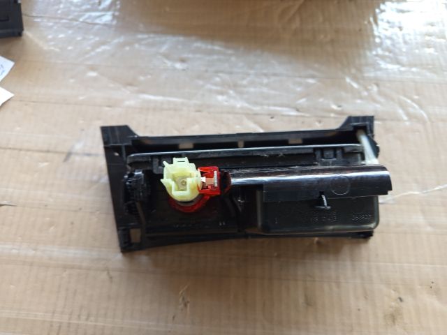 bontott OPEL INSIGNIA Első Hamutartó