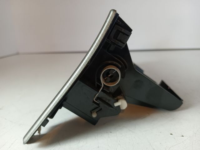 bontott OPEL INSIGNIA Első Hamutartó