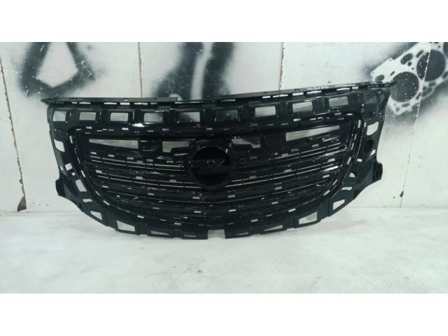 bontott OPEL INSIGNIA Első Lökhárító Alsó Középső Díszrács