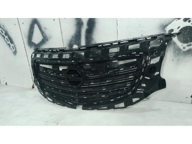 bontott OPEL INSIGNIA Első Lökhárító Alsó Középső Díszrács