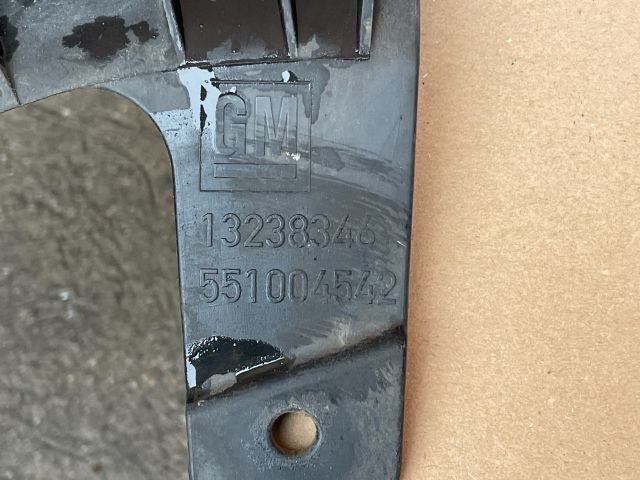 bontott OPEL INSIGNIA Első Lökhárító Alsó (Műanyag)