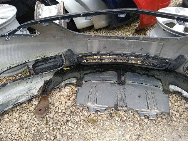 bontott OPEL INSIGNIA Első Lökhárító (Részeivel)