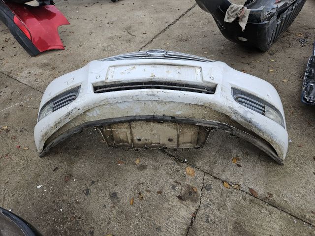 bontott OPEL INSIGNIA Első Lökhárító (Részeivel)