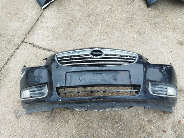 bontott OPEL INSIGNIA Első Lökhárító (Részeivel)
