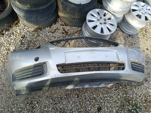 bontott OPEL INSIGNIA Első Lökhárító (Részeivel)