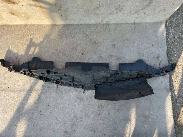 bontott OPEL INSIGNIA Első Lökhárító Tartó Felső