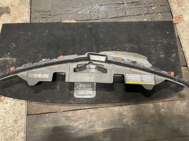 bontott OPEL INSIGNIA Első Lökhárító Tartó Felső