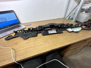 bontott OPEL INSIGNIA Első Lökhárító Tartó Felső