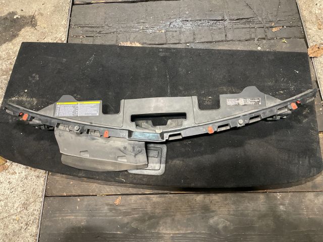 bontott OPEL INSIGNIA Első Lökhárító Tartó Felső