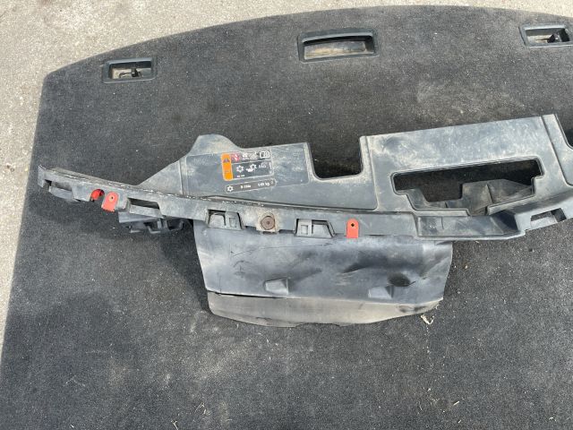 bontott OPEL INSIGNIA Első Lökhárító Tartó Felső