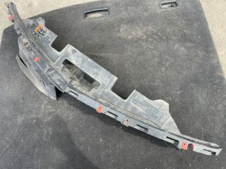 bontott OPEL INSIGNIA Első Lökhárító Tartó Felső