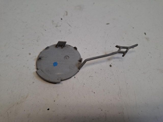 bontott OPEL INSIGNIA Első Vonószem Burkolat