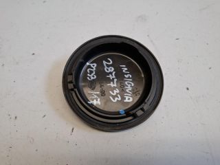 bontott OPEL INSIGNIA Fényszóró Lámpabúra Fedél