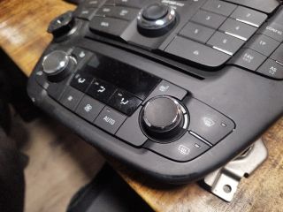 bontott OPEL INSIGNIA Fűtéskapcsoló (digit klímás)