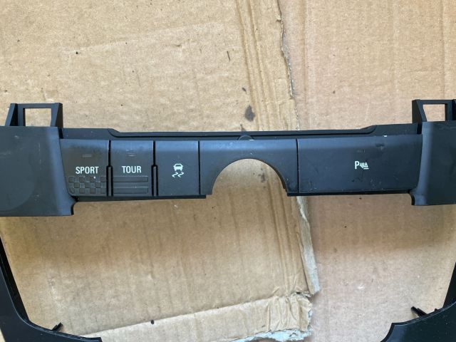 bontott OPEL INSIGNIA Fűtéskapcsoló Keret