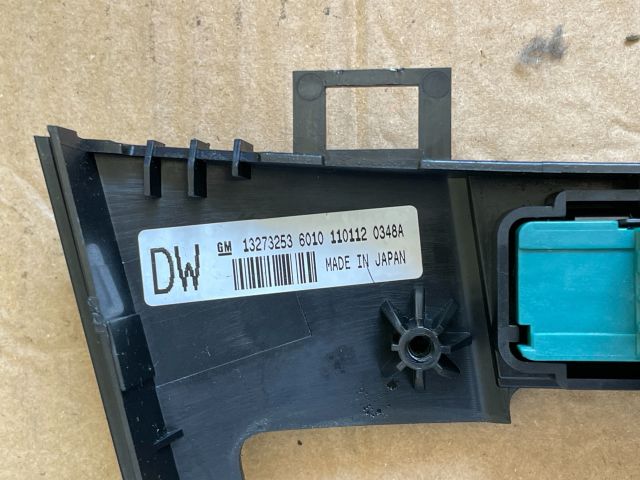 bontott OPEL INSIGNIA Fűtéskapcsoló Keret