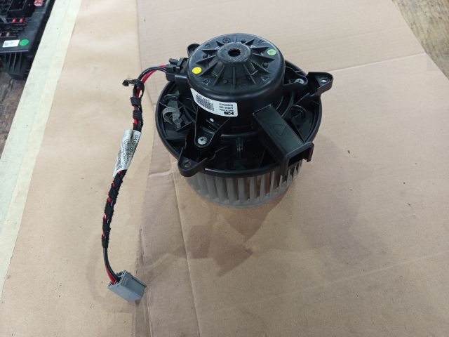 bontott OPEL INSIGNIA Fűtőmotor (Klímás)