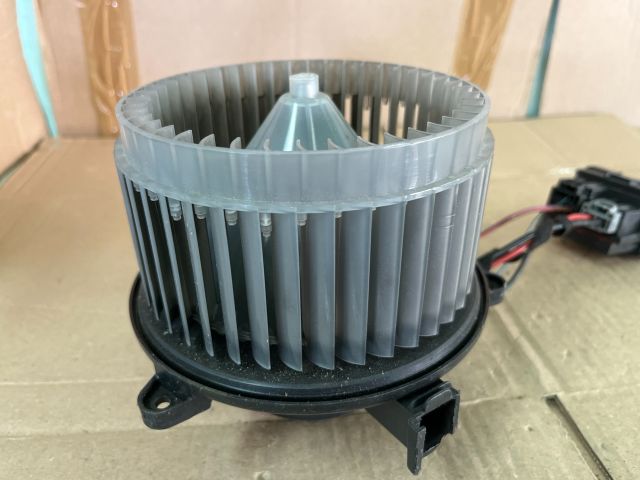 bontott OPEL INSIGNIA Fűtőmotor (Klímás)