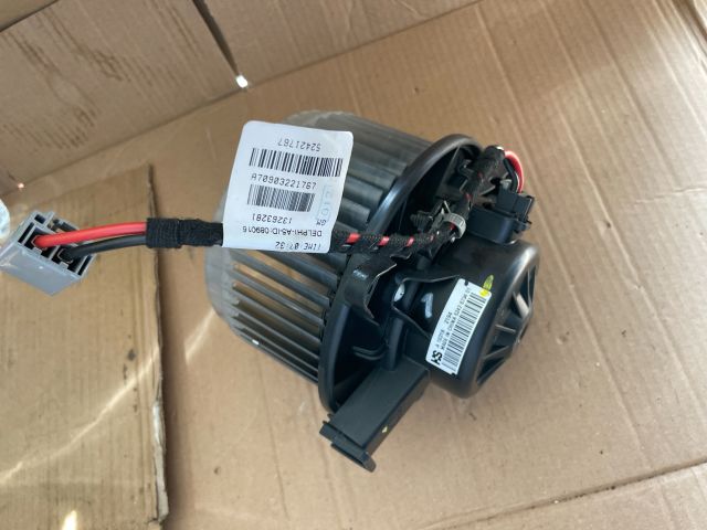 bontott OPEL INSIGNIA Fűtőmotor (Klímás)