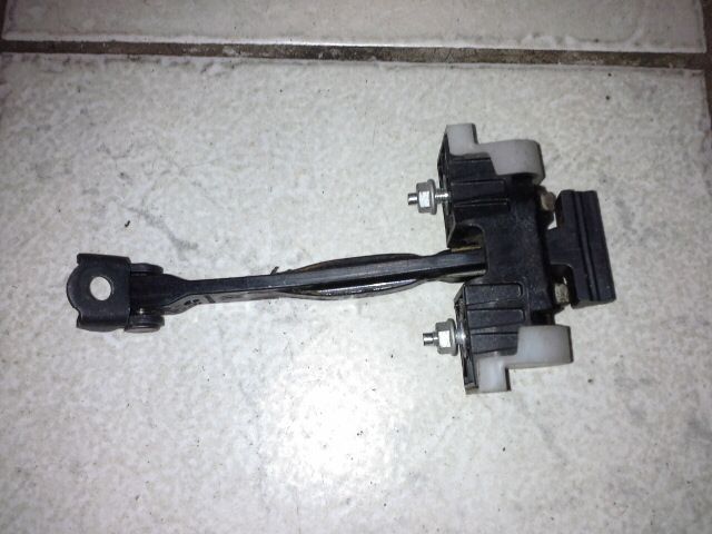 bontott OPEL INSIGNIA Hátsó Ajtóhatároló