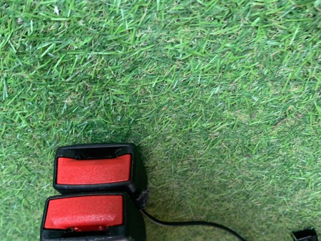 bontott OPEL INSIGNIA Hátsó középső Biztonsági Öv Csat