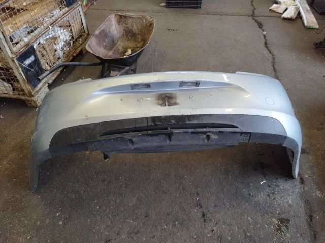 bontott OPEL INSIGNIA Hátsó Lökhárító (Részeivel)