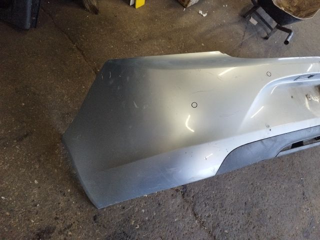 bontott OPEL INSIGNIA Hátsó Lökhárító (Részeivel)