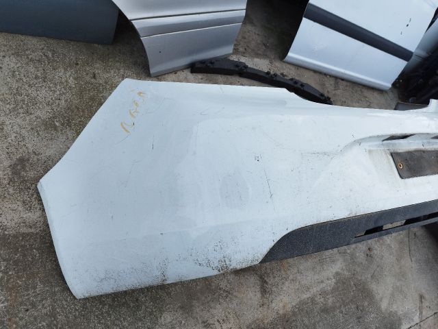 bontott OPEL INSIGNIA Hátsó Lökhárító (Részeivel)