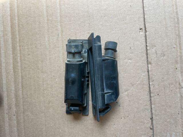 bontott OPEL INSIGNIA Hátsó Rendszámtábla Világítás