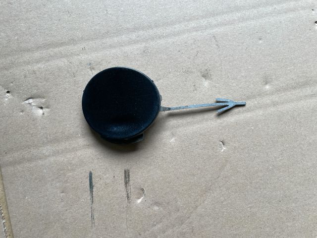 bontott OPEL INSIGNIA Hátsó Vonószem Burkolat