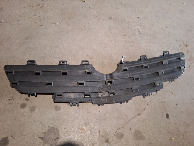 bontott OPEL INSIGNIA Hűtőrács