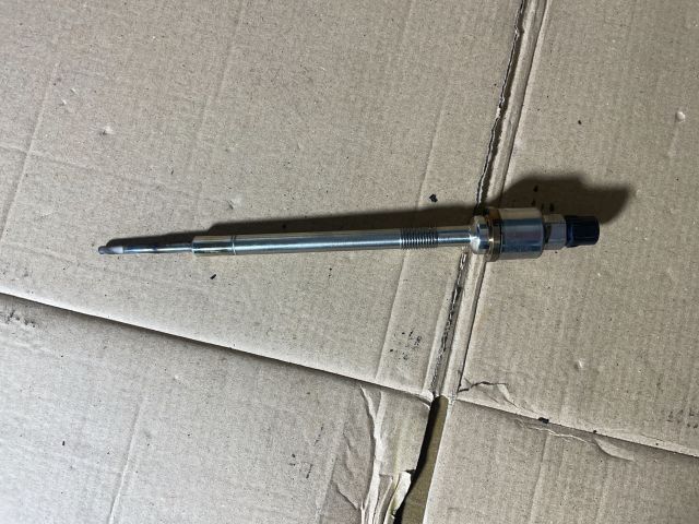 bontott OPEL INSIGNIA Izzító/Gyújtó Gyertya