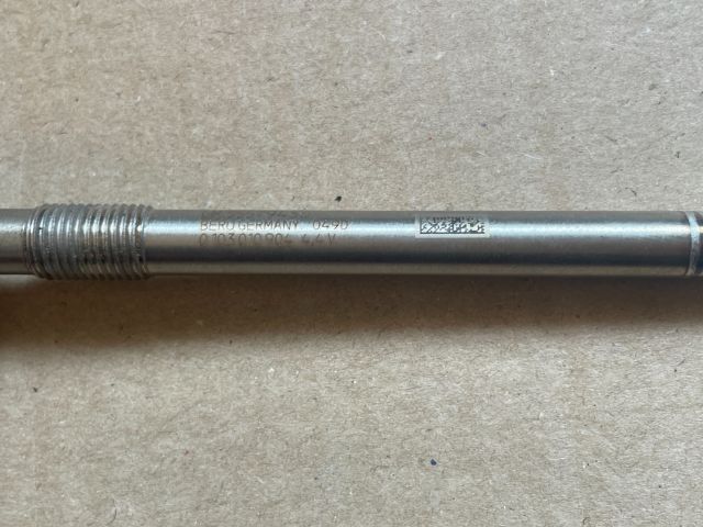 bontott OPEL INSIGNIA Izzító/Gyújtó Gyertya