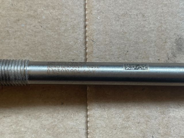 bontott OPEL INSIGNIA Izzító/Gyújtó Gyertya