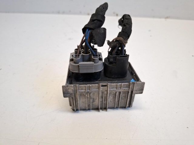 bontott OPEL INSIGNIA Izzító Relé