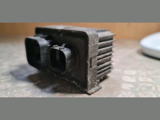 bontott OPEL INSIGNIA Izzító Relé