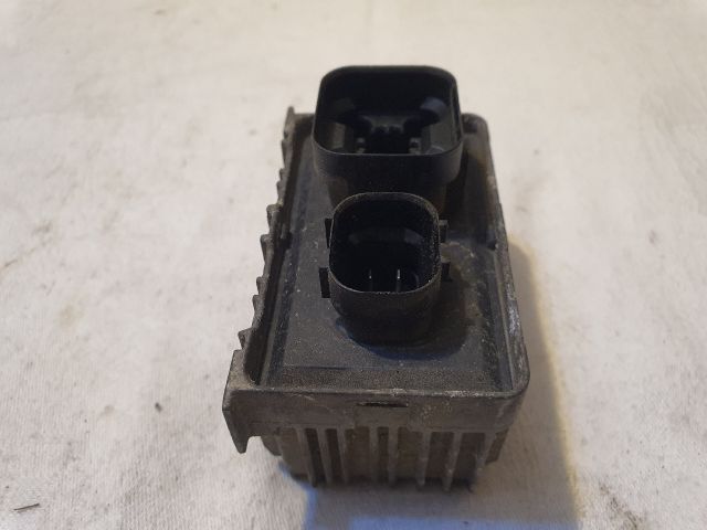 bontott OPEL INSIGNIA Izzító Relé