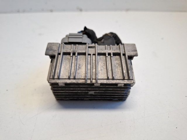 bontott OPEL INSIGNIA Izzító Relé