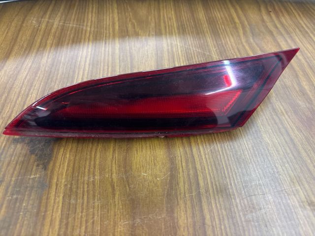 bontott OPEL INSIGNIA Jobb Belső Hátsó Lámpa