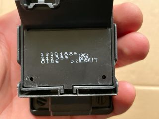 bontott OPEL INSIGNIA Jobb első Ablakemelő Kapcsoló