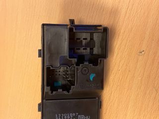 bontott OPEL INSIGNIA Jobb első Ablakemelő Kapcsoló