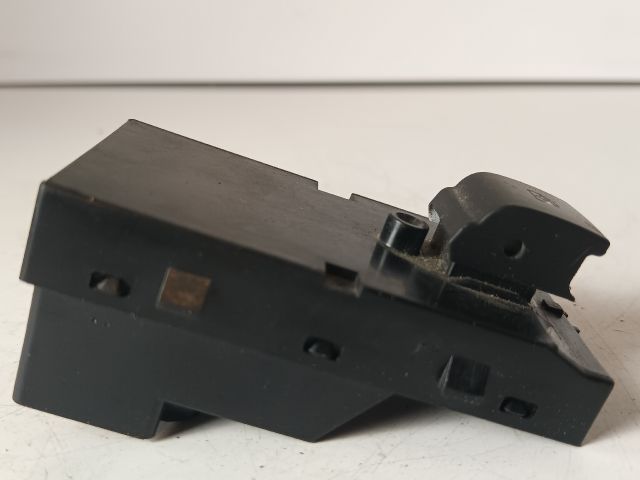 bontott OPEL INSIGNIA Jobb első Ablakemelő Kapcsoló