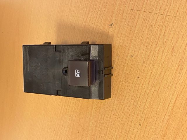 bontott OPEL INSIGNIA Jobb első Ablakemelő Kapcsoló