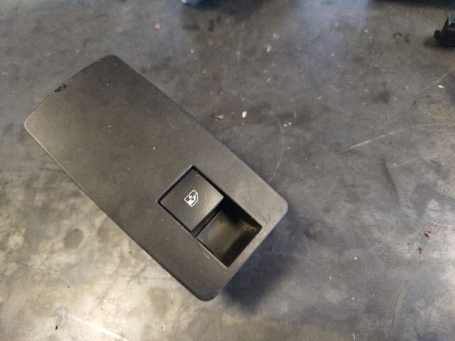 bontott OPEL INSIGNIA Jobb első Ablakemelő Kapcsoló