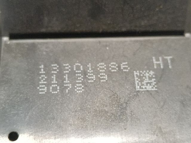 bontott OPEL INSIGNIA Jobb első Ablakemelő Kapcsoló