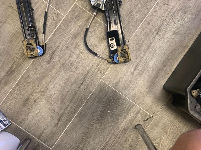 bontott OPEL INSIGNIA Jobb első Ablakemelő Szerkezet (Mechanikus)