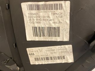 bontott OPEL INSIGNIA Jobb első Ajtó Kárpit