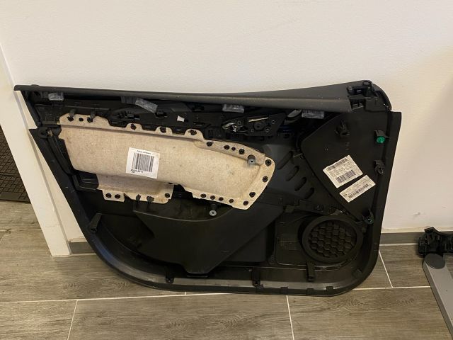 bontott OPEL INSIGNIA Jobb első Ajtó Kárpit